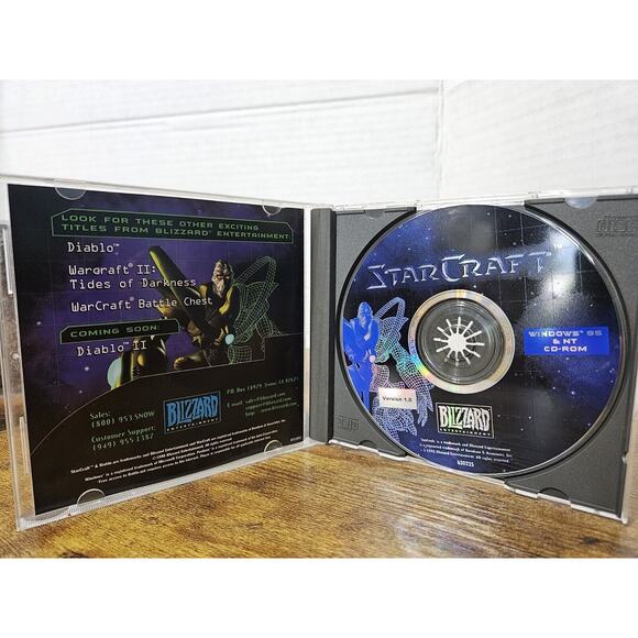 StarCraft, Star Craft Expansion Set Brood War & StarCraft II Wings of Liberty PC - Picture 2 of 9